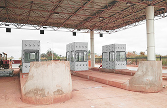 高速公路收費崗亭的表面色差的制造工藝