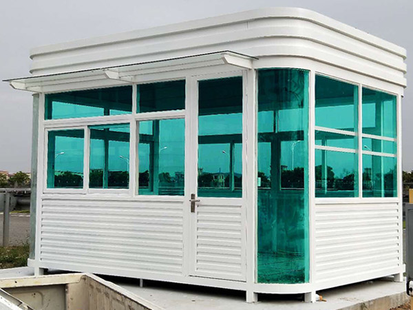 介紹下使用鋼結(jié)構(gòu)崗?fù)び惺裁刺攸c與優(yōu)勢？